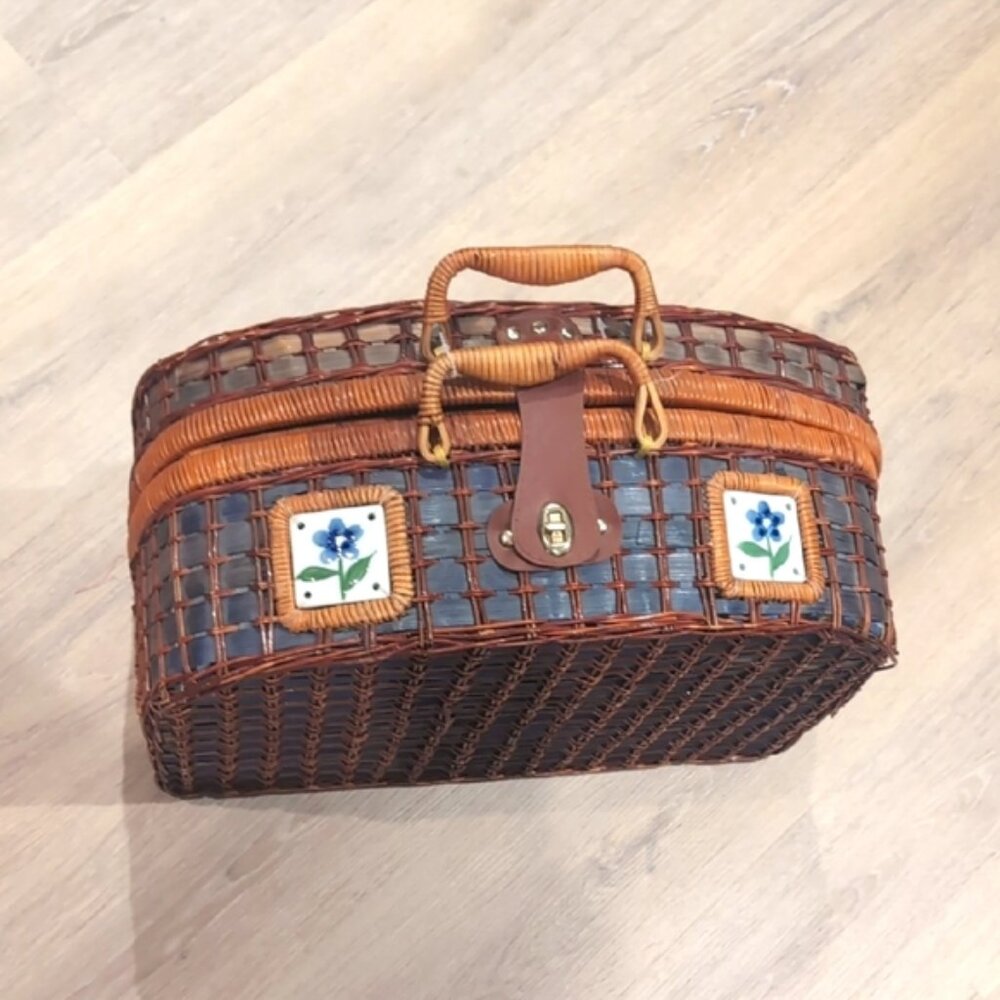 Vintage Wicker Picnic Basket Brown and Blue